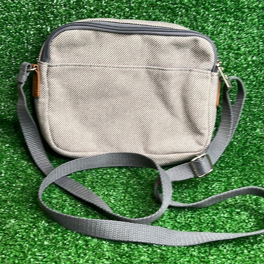 Thirty One Double Zip Crossbody in Two-Tone Weave Adjustable Strap NWOT
